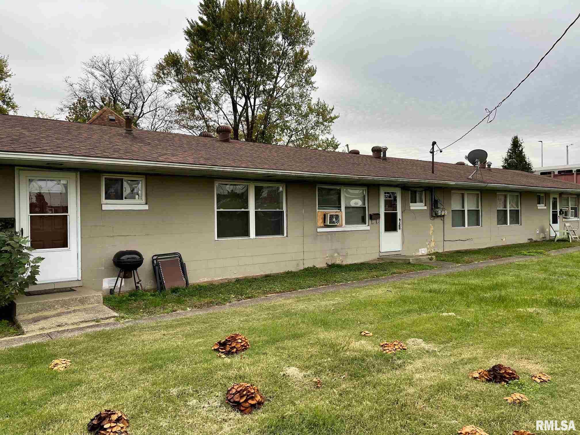 400 South Washington Street Carbondale, IL 62901 - Photo 1 of 6