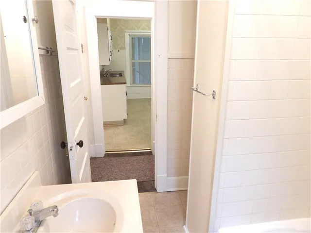 $1,000 | 119 River Street, Unit 4, Oneonta, NY 13820