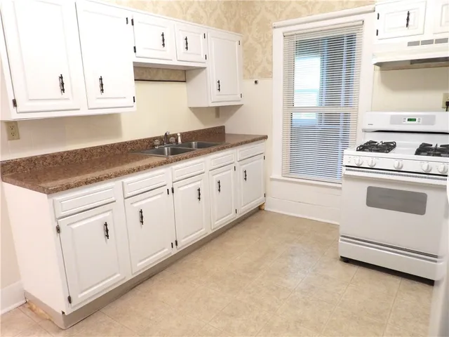 $1,000 | 119 River Street, Unit 4, Oneonta, NY 13820