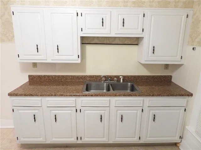 $1,000 | 119 River Street, Unit 4, Oneonta, NY 13820