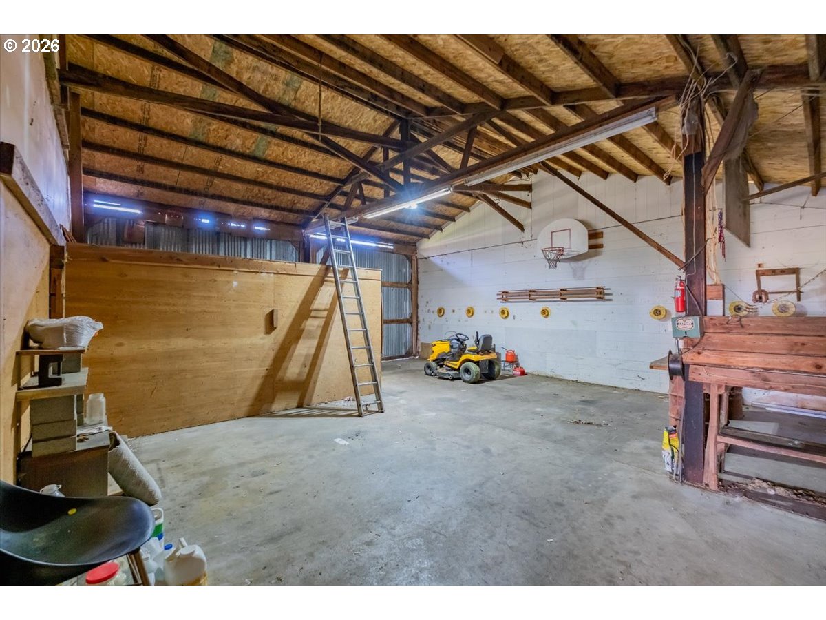 4854 Jefferson Marion Road Southeast Jefferson, OR 97352 - Photo 45 of 47