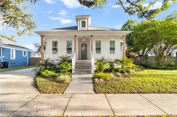$3,300 | 1618 Charlton Drive, New Orleans, LA 70122
