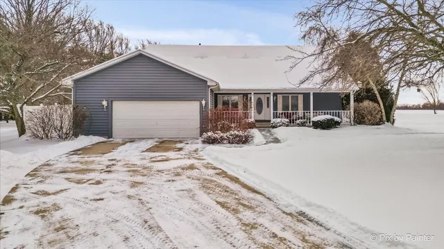 $995,000 | 2919 Highway 173, Richmond, IL 60071