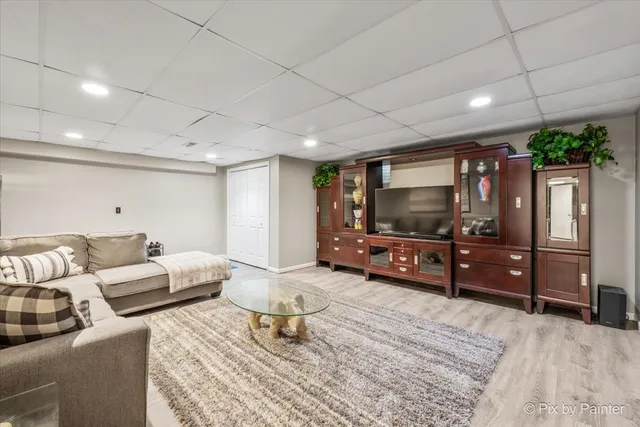 $995,000 | 2919 Highway 173, Richmond, IL 60071