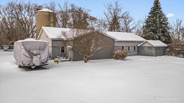 $995,000 | 2919 Highway 173, Richmond, IL 60071