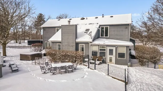 $995,000 | 2919 Highway 173, Richmond, IL 60071