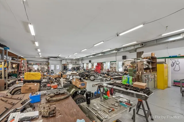 $995,000 | 2919 Highway 173, Richmond, IL 60071