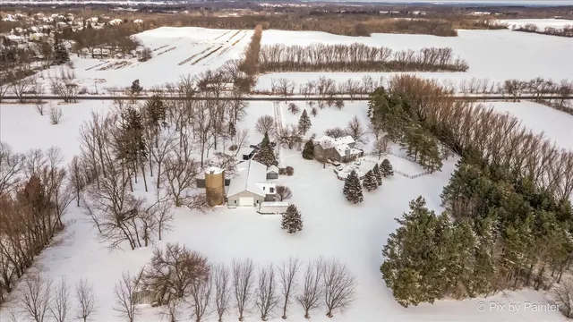 $995,000 | 2919 Highway 173, Richmond, IL 60071