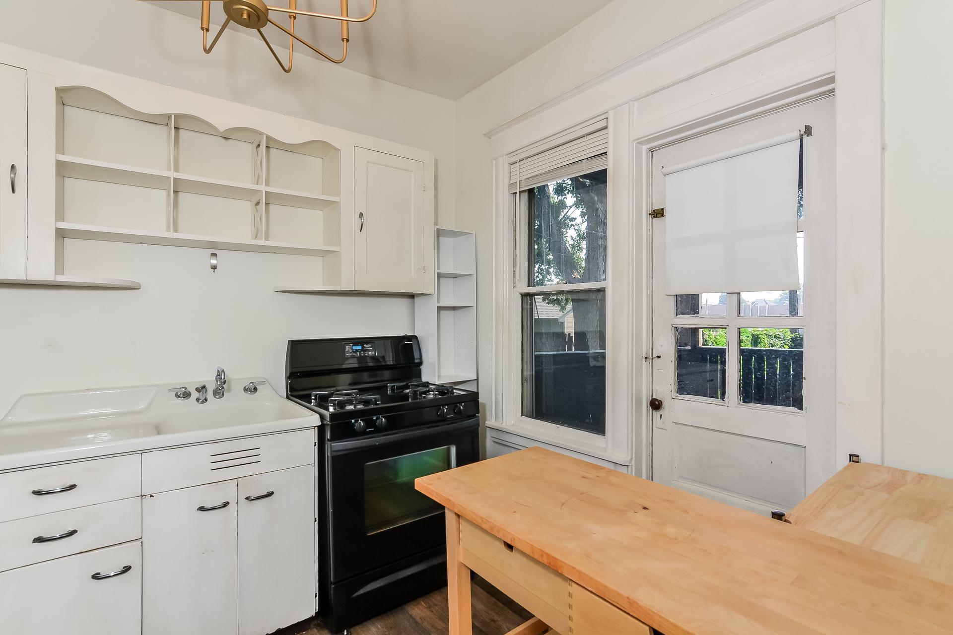 2315 Clinton Avenue Minneapolis, MN 55404 - Photo 13 of 19