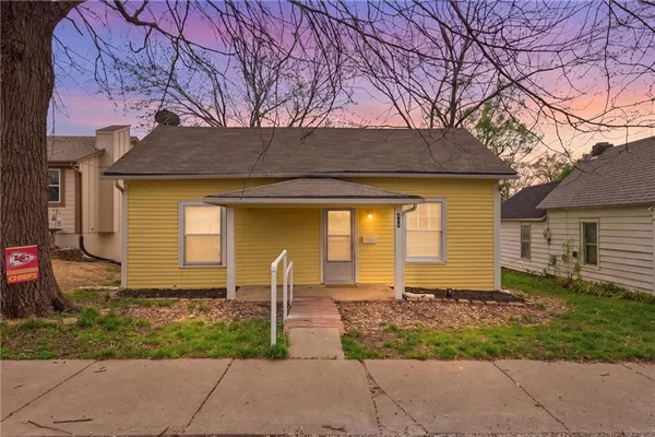 $165,000 | 416 2nd Street, Belton, MO 64012