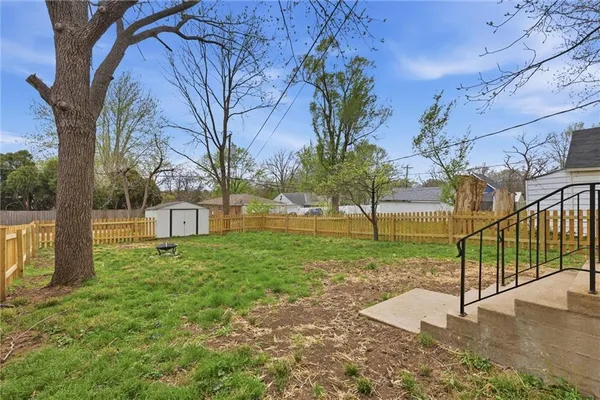 $165,000 | 416 2nd Street, Belton, MO 64012