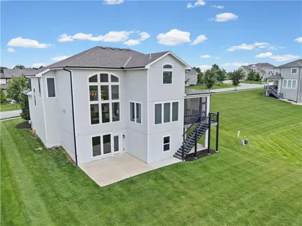 $950,000 | 15809 El Monte Street, Overland Park, KS 66224