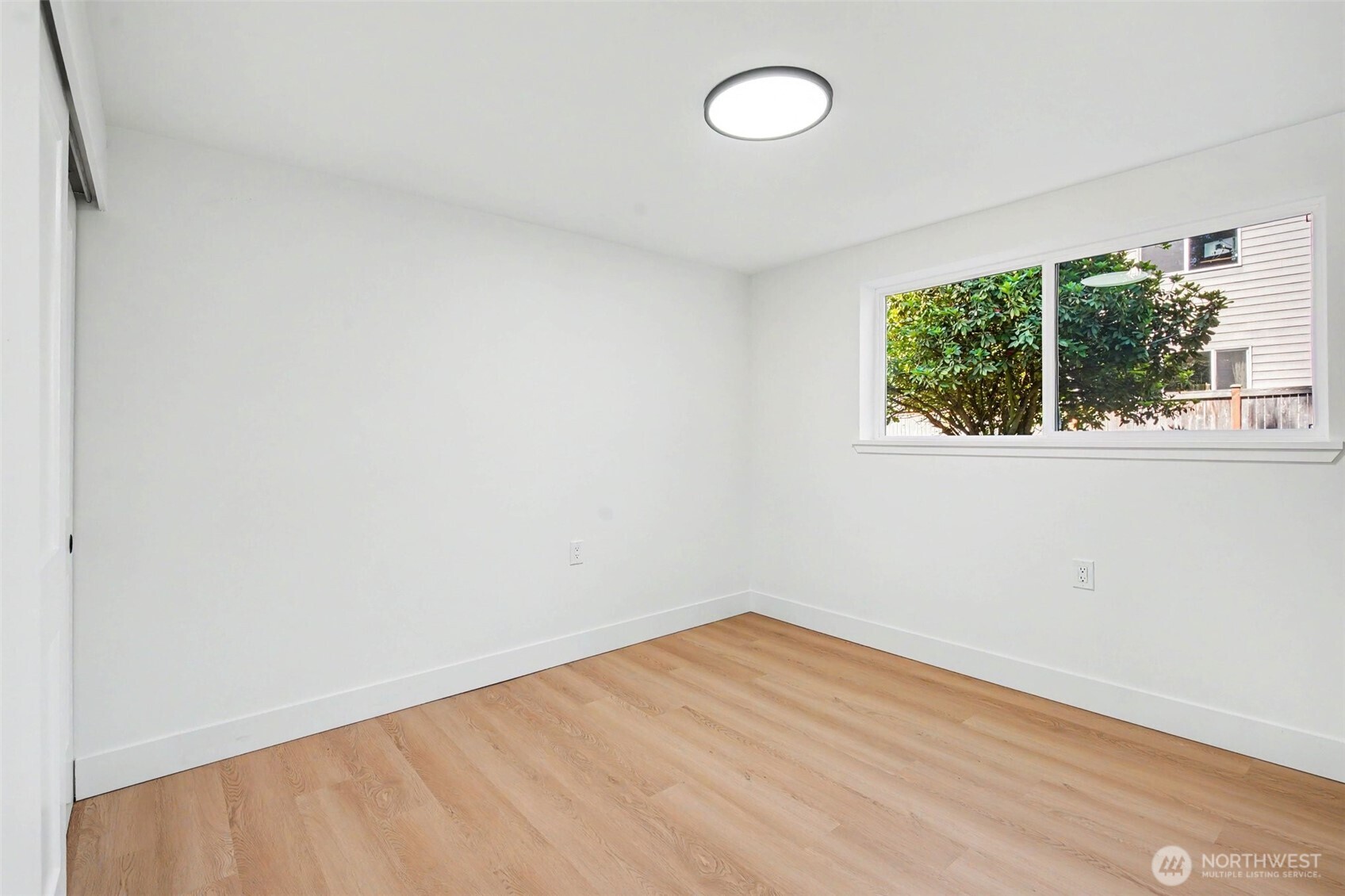 19414 1st Avenue Southeast Bothell, WA 98012 - Photo 26 of 39