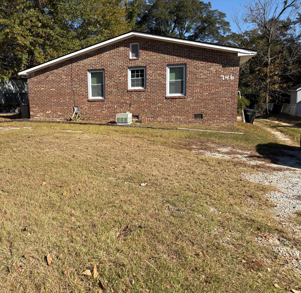 746 Fulton Avenue, Unit B Columbus, GA 31906 - Photo 7 of 7 a front view of house with yard