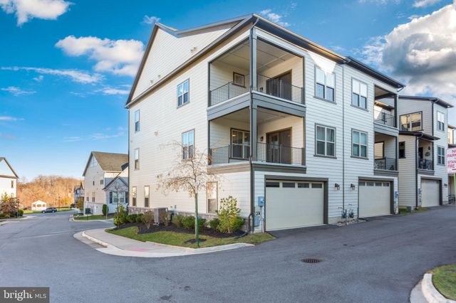 $965,000 | 6159 Olivet Drive, Alexandria, VA 22315