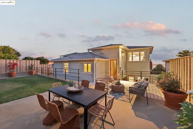 $1,375,000 | 19 Highland Boulevard, Kensington, CA 94707