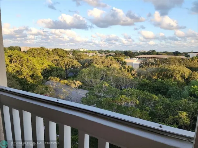 $1,600 | 7001 Environ Boulevard, Unit 604, Lauderhill, FL 33319