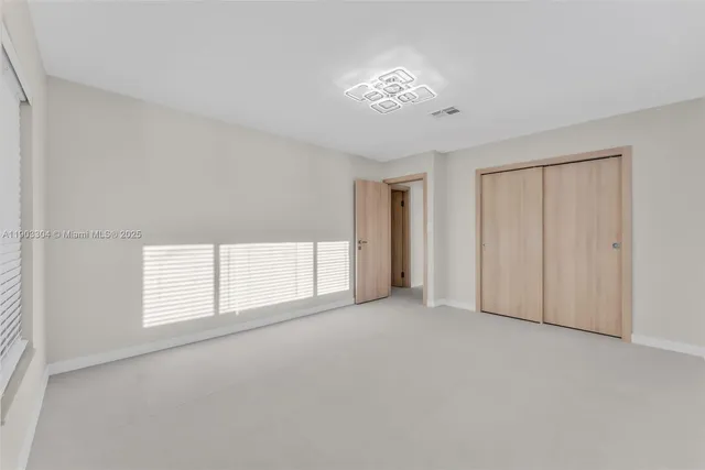 a view of a garage room