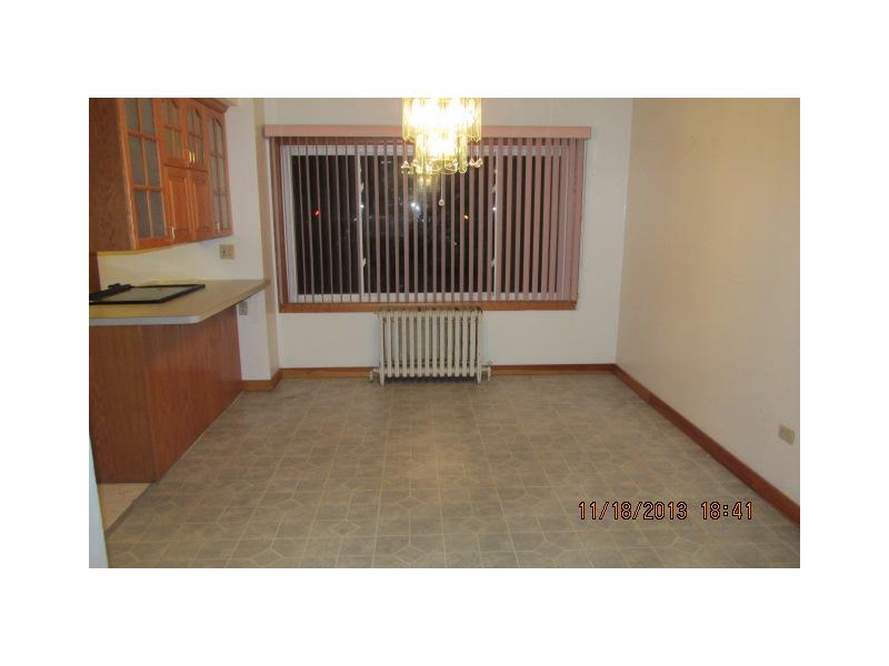 246 Beverly Road Mt. Lebanon, PA 15216 - Photo 4 of 7 Dining Room.