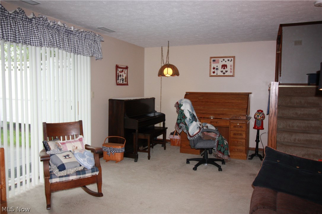 1296 State Road Wadsworth, OH 44281 - Photo 17 of 29 Gallery Image 17