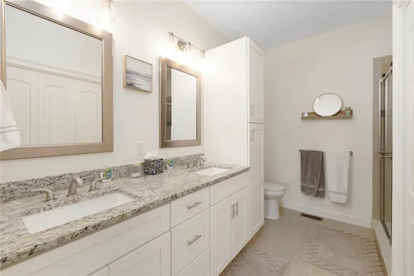 $689,900 | 3 Garden Vista Drive, Unit 3, Cranston, RI 02920