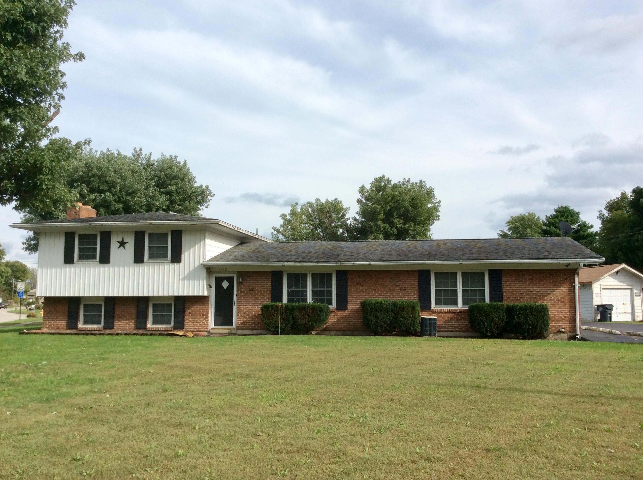 2238 Gantz Road Grove City, OH 43123 - Photo 2 of 15