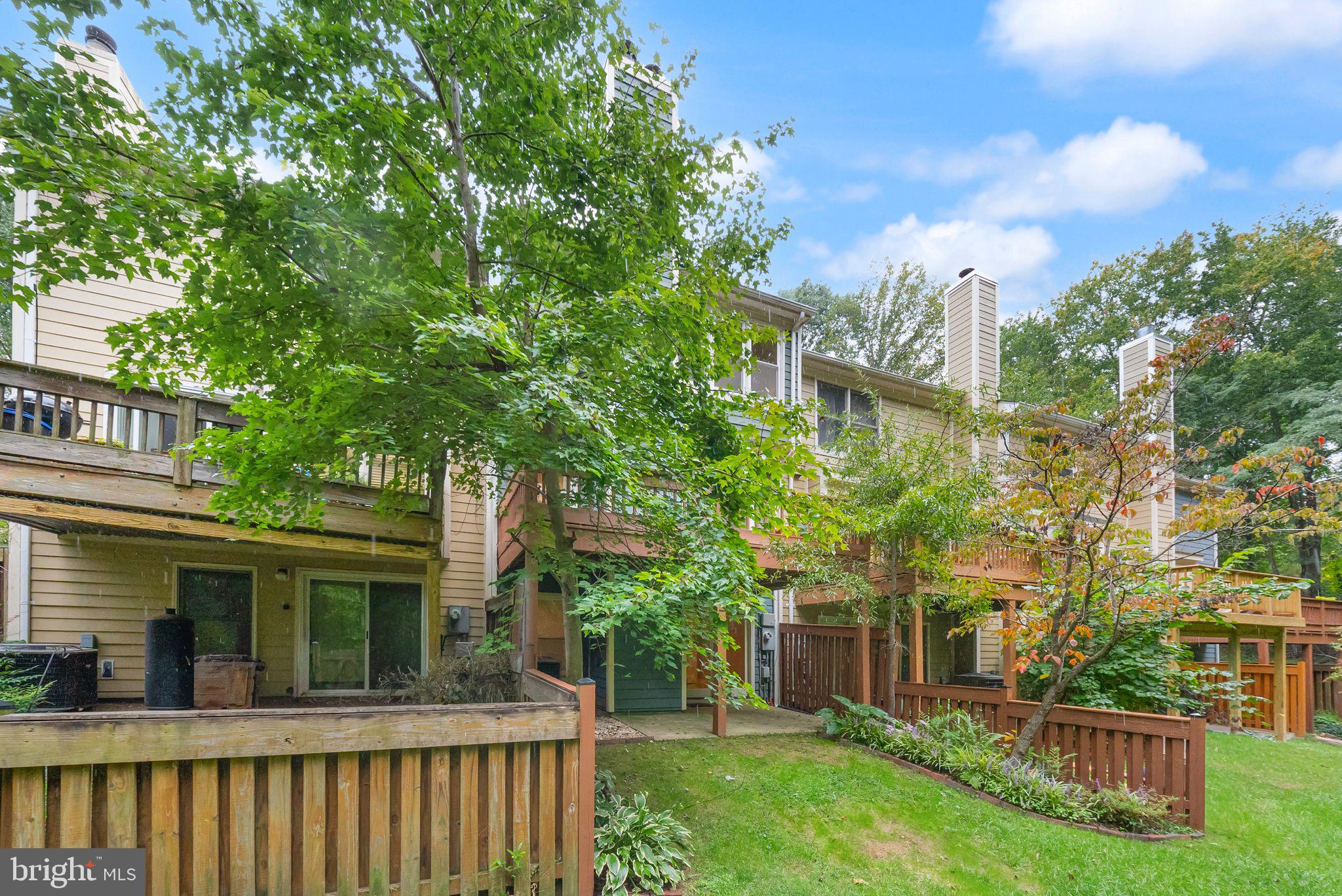 1606 Oak Spring Way Reston, VA 20190 - Photo 57 of 75 Gallery Image 57