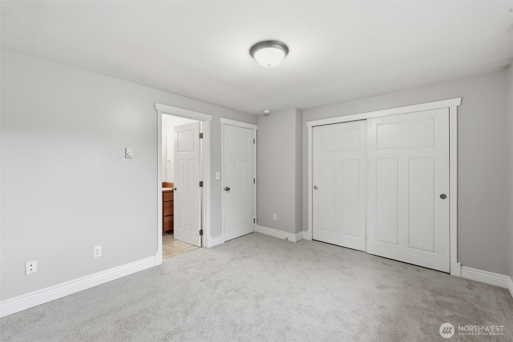 1721 Madison Street, Unit F Everett, WA 98203 - Photo 18 of 36 a view of an empty room