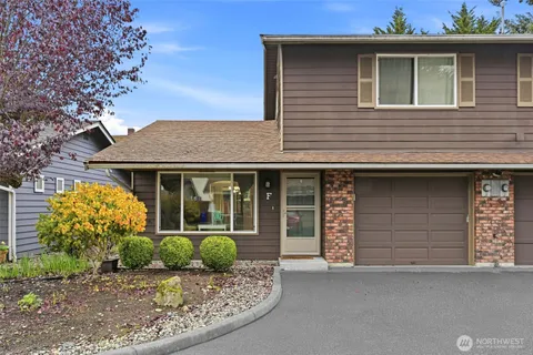 $415,000 | 1721 Madison Street, Unit F, Everett, WA 98203