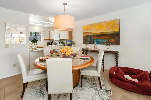 $2,500 | 150 Willow Lake Drive, Palm Desert, CA 92260