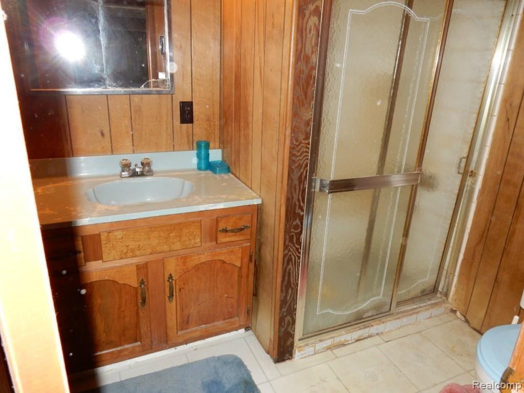 3623 Rome Avenue Warren, MI 48091 - Photo 16 of 18 x FINISHED BASEMENT (4).jpg