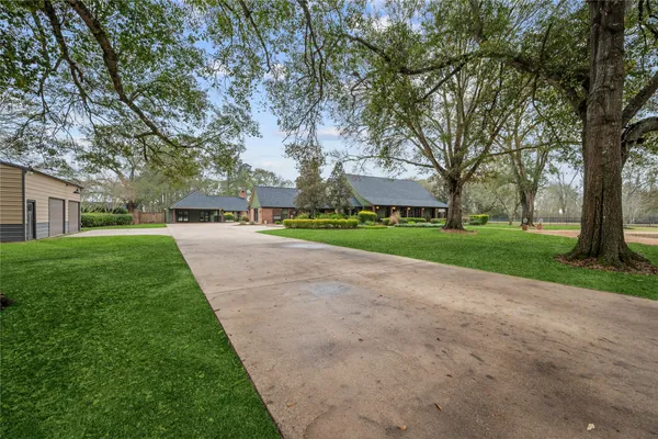 $1,250,000 | 1395 Ford Avenue, Dayton, TX 77535