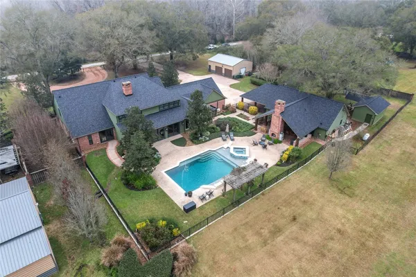 $1,250,000 | 1395 Ford Avenue, Dayton, TX 77535