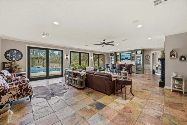 $1,250,000 | 1395 Ford Avenue, Dayton, TX 77535