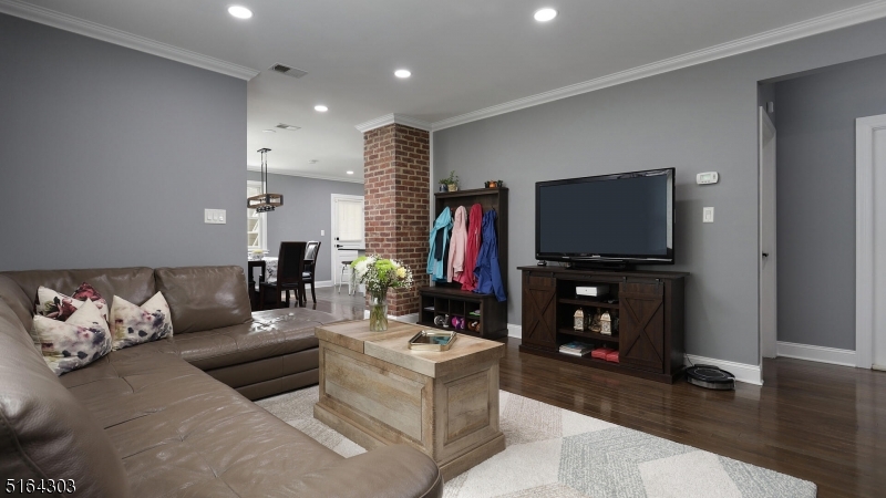 1496 Washington Valley Road Bridgewater, NJ 08807 - Photo 6 of 27