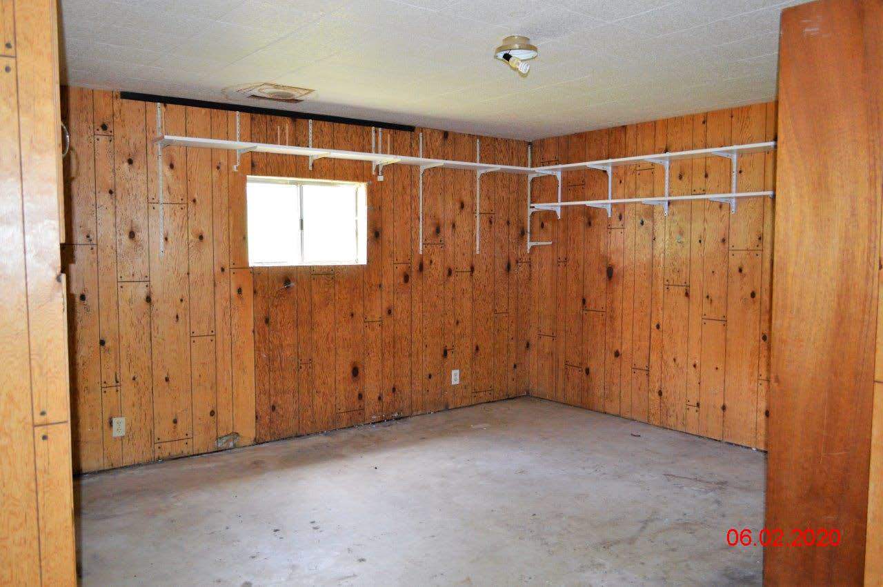 21219 North Madison Road Mead, WA 99021 - Photo 14 of 20