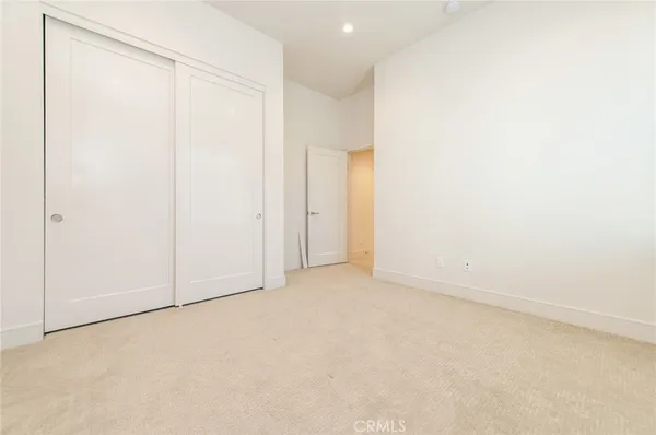 a view of a garden with pathway