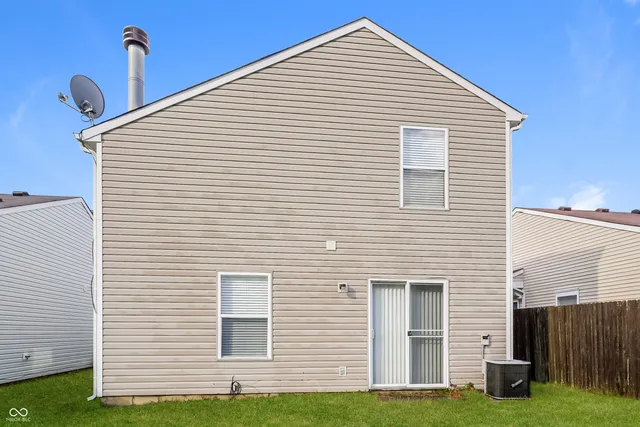 $1,515 | 1235 Porchester Lane, Greenwood, IN 46143