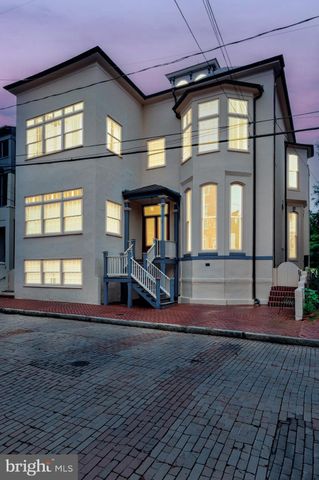 $342,998 | 5 Maryland Avenue, Unit 1, Annapolis, MD 21401