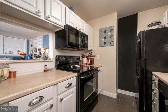 $342,998 | 5 Maryland Avenue, Unit 1, Annapolis, MD 21401