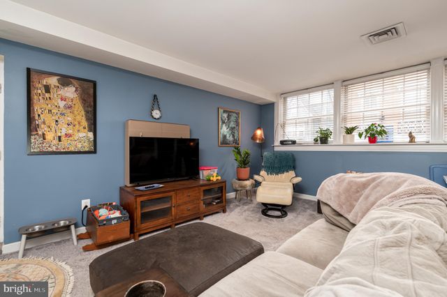 $342,998 | 5 Maryland Avenue, Unit 1, Annapolis, MD 21401