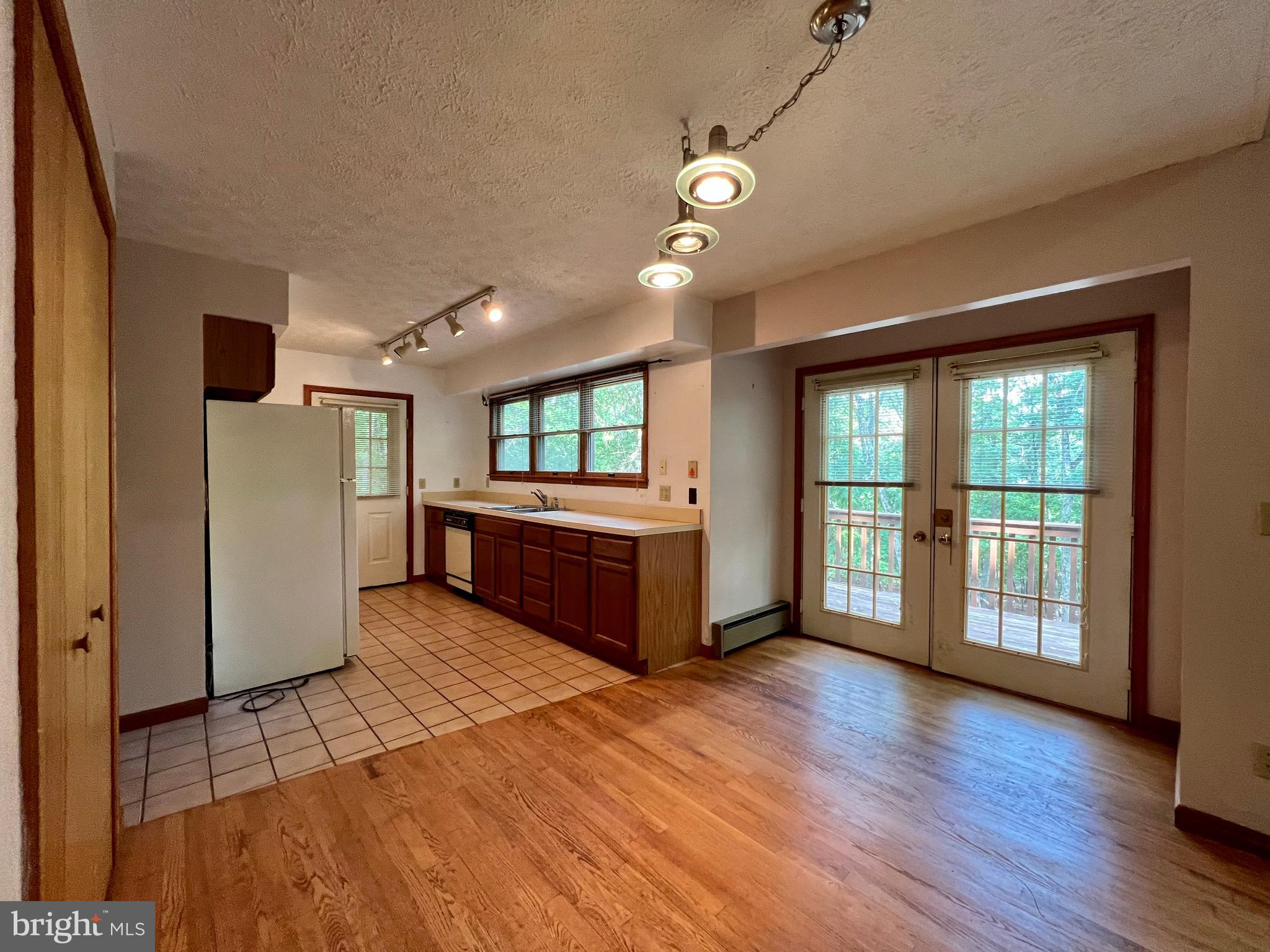 148 Fieldstone Lane Berkeley Springs, WV 25411 - Photo 11 of 35