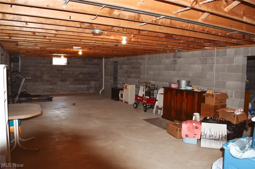 5530 Longbrook Road Lorain, OH 44053 - Photo 27 of 28 Gallery Image 27