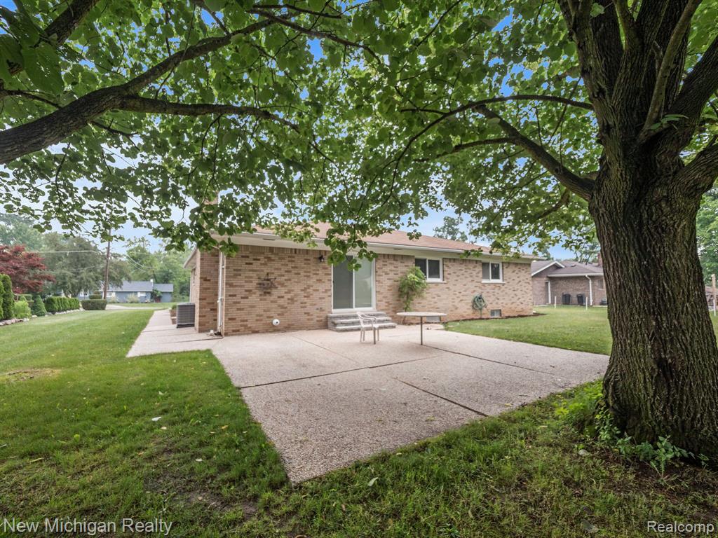 29617 Geraldine Road Farmington Hills, MI 48336 - Photo 24 of 25