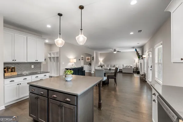 $414,000 | 413 Shoshone Circle, Kathleen, GA 31047