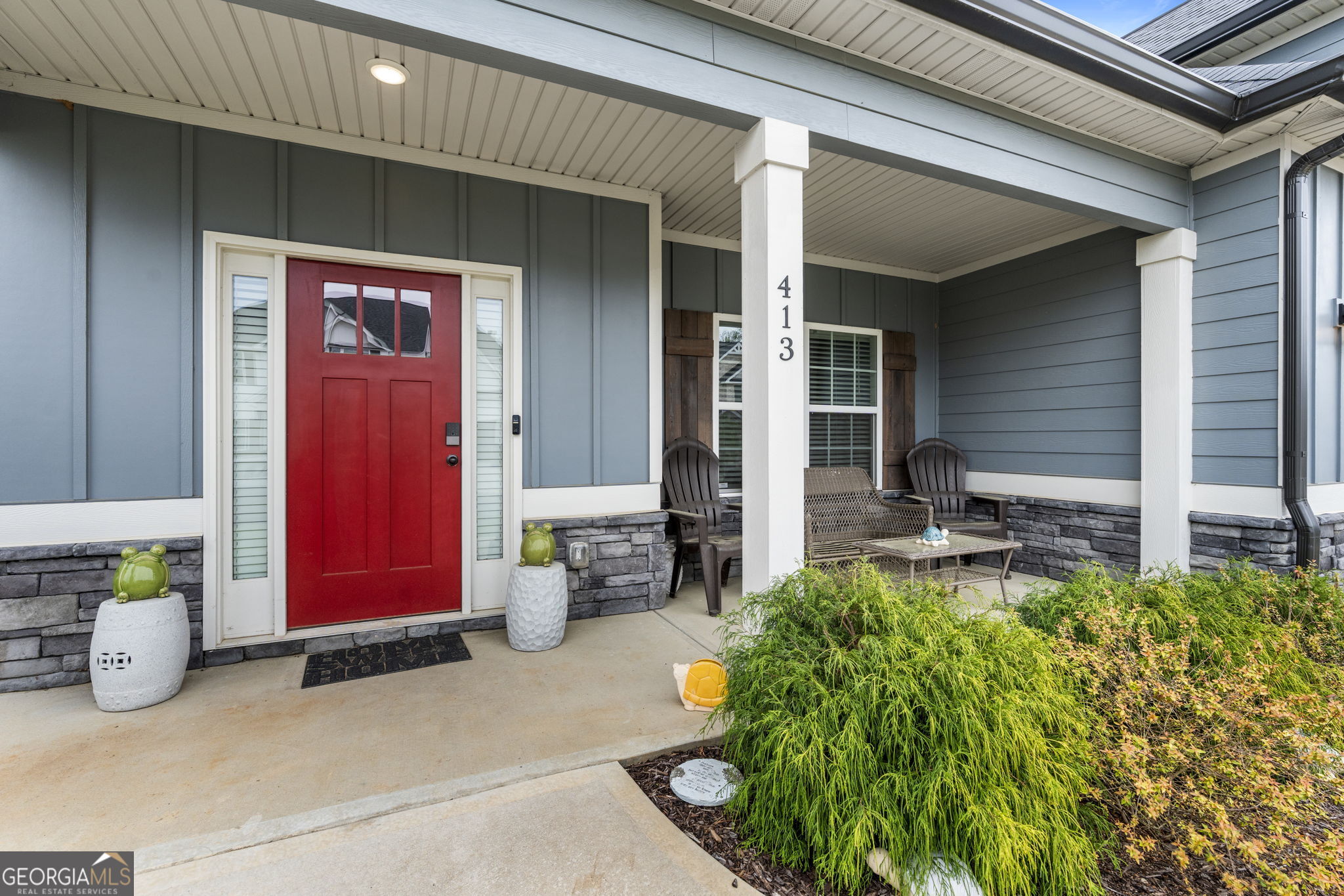 413 Shoshone Circle Kathleen, GA 31047 - Photo 3 of 42 a view of backyard with seating space