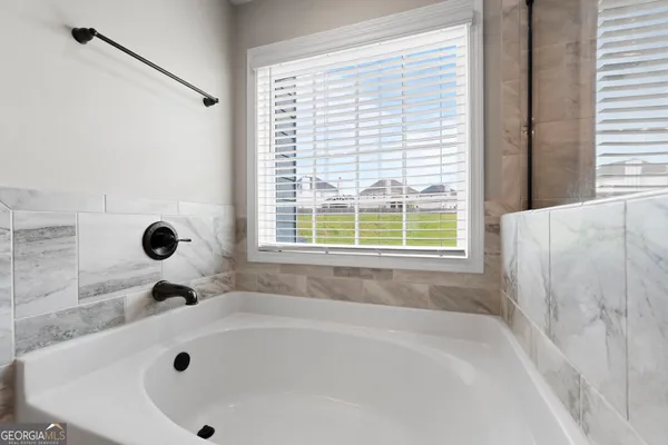 $414,000 | 413 Shoshone Circle, Kathleen, GA 31047