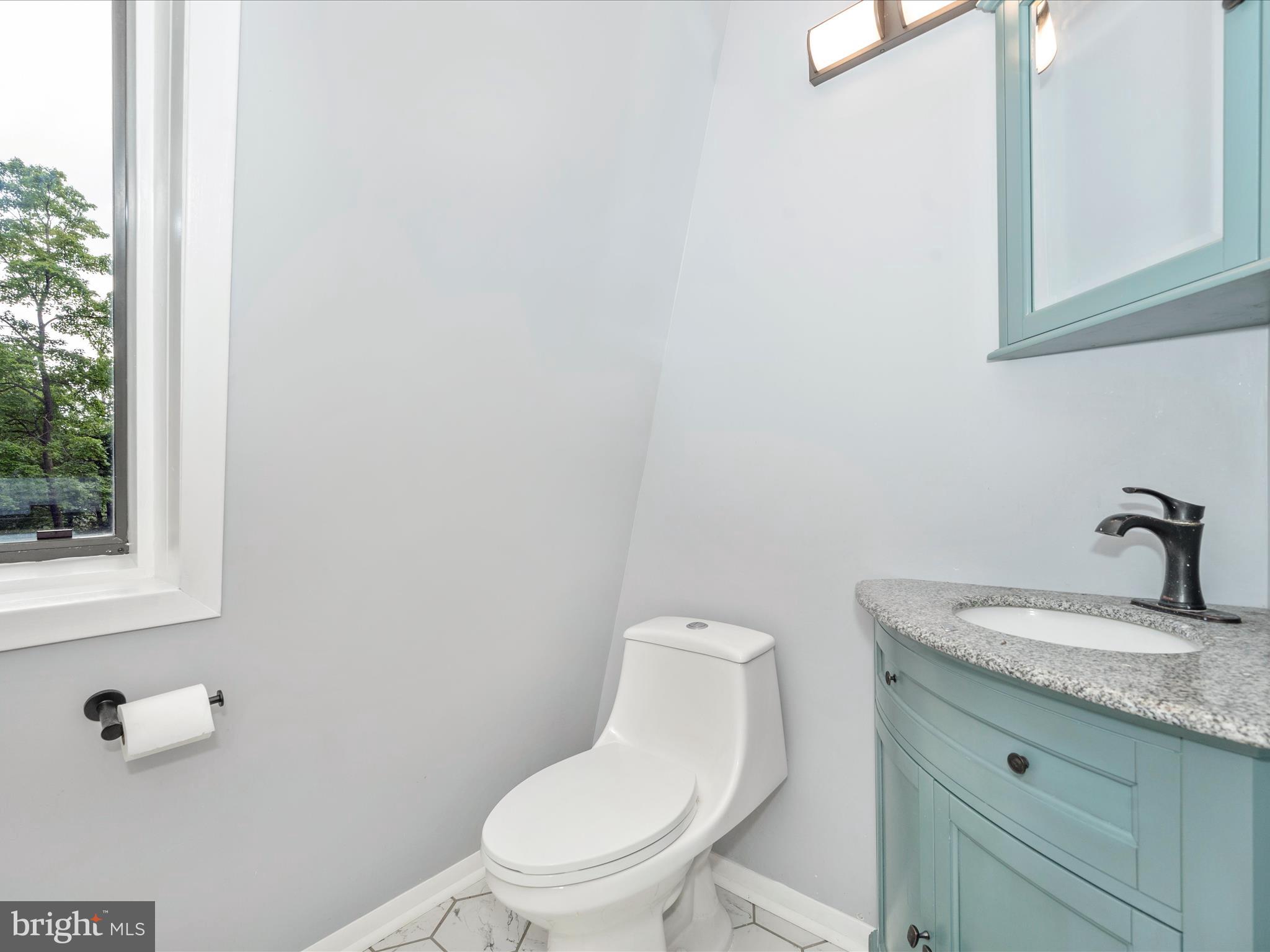 10218 Gambrill Park Road Frederick, MD 21702 - Photo 23 of 29 Bathroom