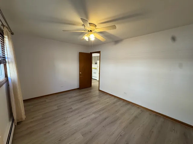 $1,300 | 4512 Grove Avenue, Unit 1N, Brookfield, IL 60513