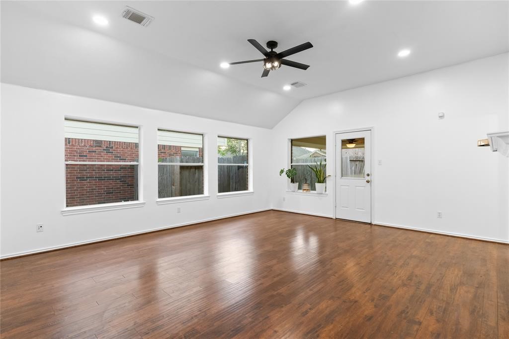 15323 Redbud Berry Way Cypress, TX 77433 - Photo 6 of 22